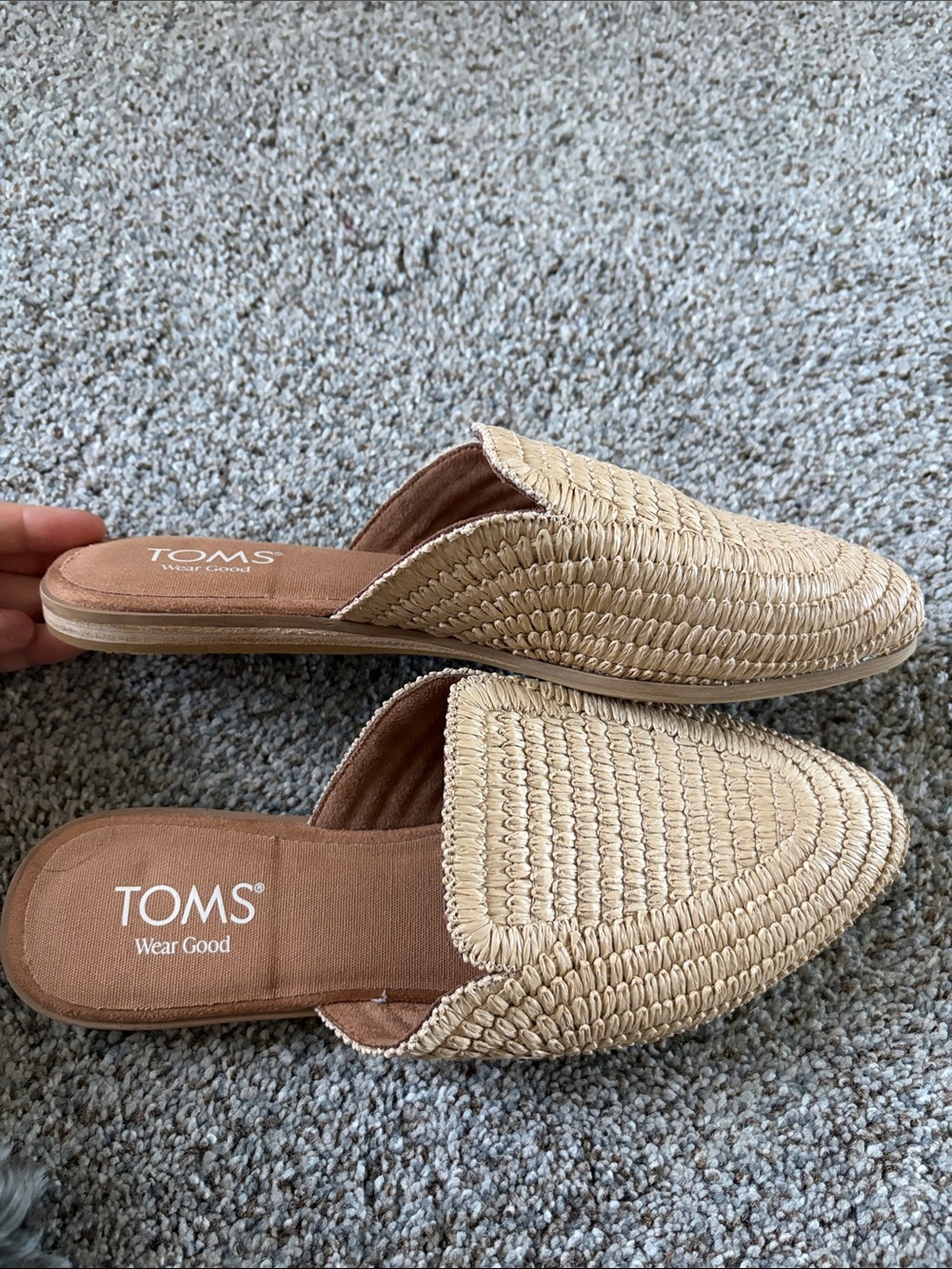 TOMS Tan Woven Slip-On Mule Flats size 7.5 BRAND NEW - Picture 5 of 6